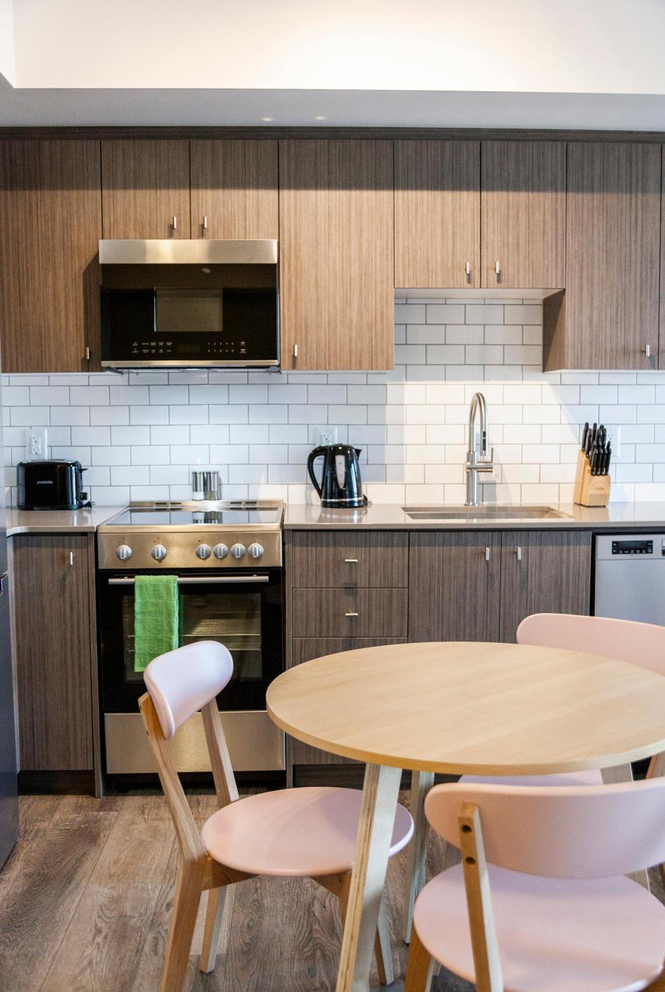 The Laundry Rooms Station Park Kitchener Exterior photo