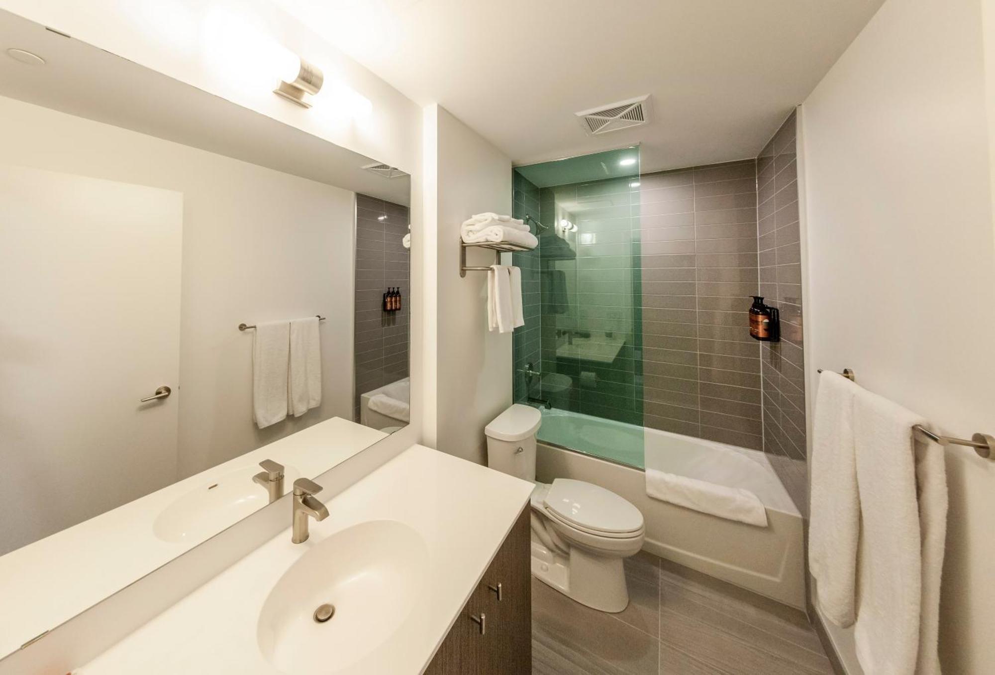 The Laundry Rooms Station Park Kitchener Exterior photo