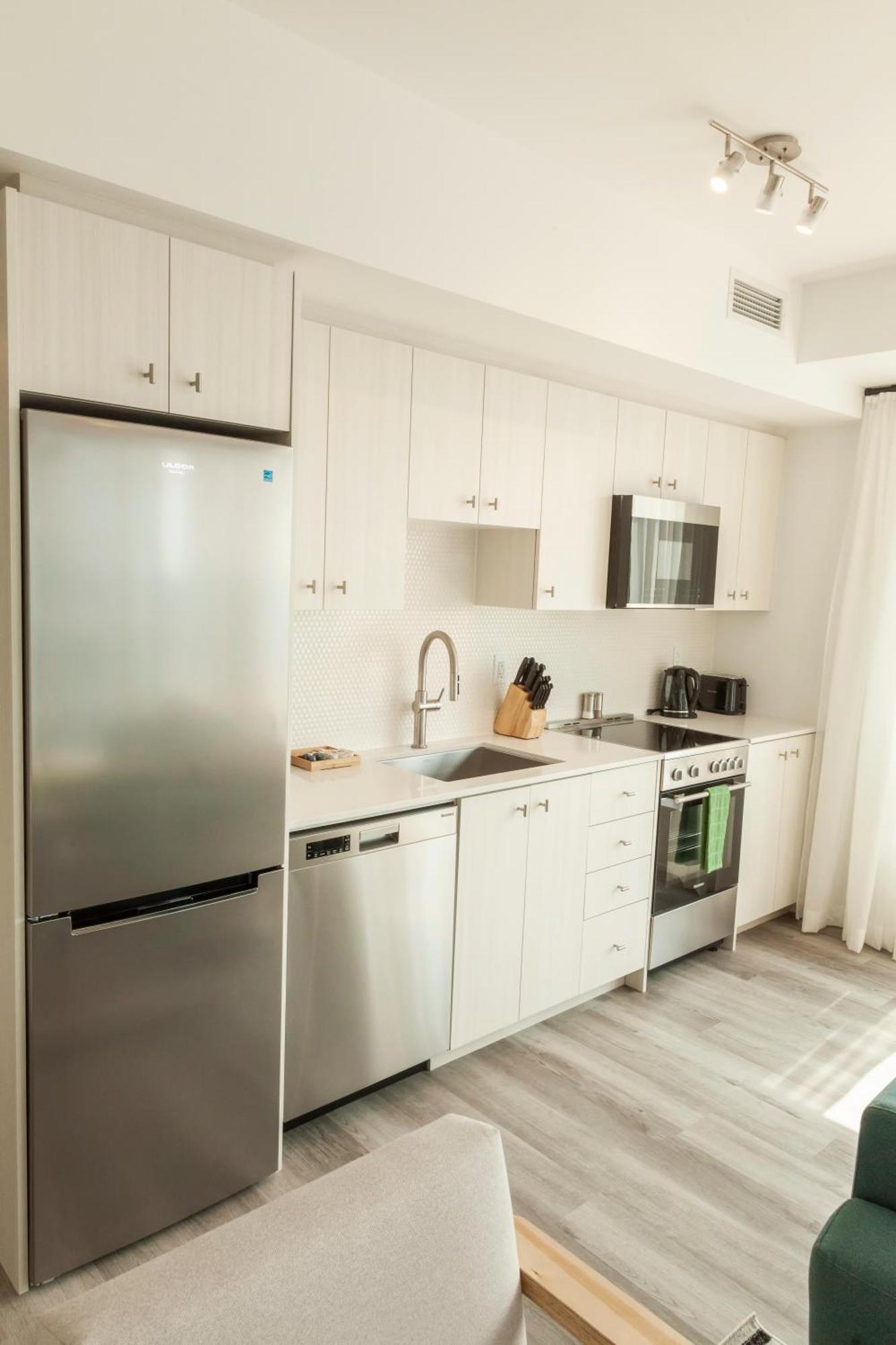 The Laundry Rooms Station Park Kitchener Exterior photo