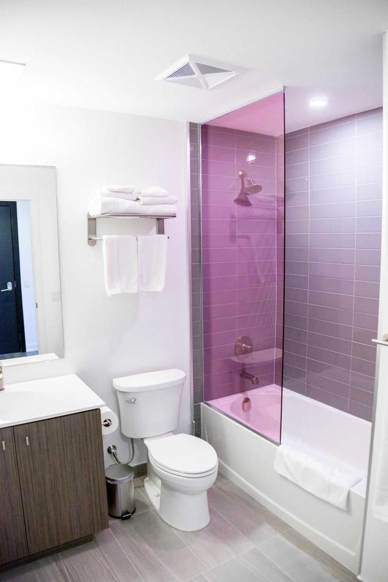 The Laundry Rooms Station Park Kitchener Exterior photo